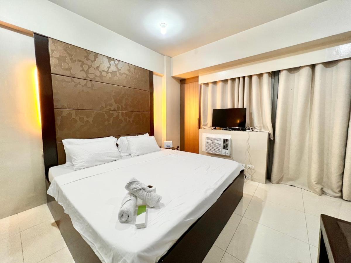 Kiel 5-Star Condo Hotel Across Naia Manila Airport Terminal 3 Pasay Exterior photo