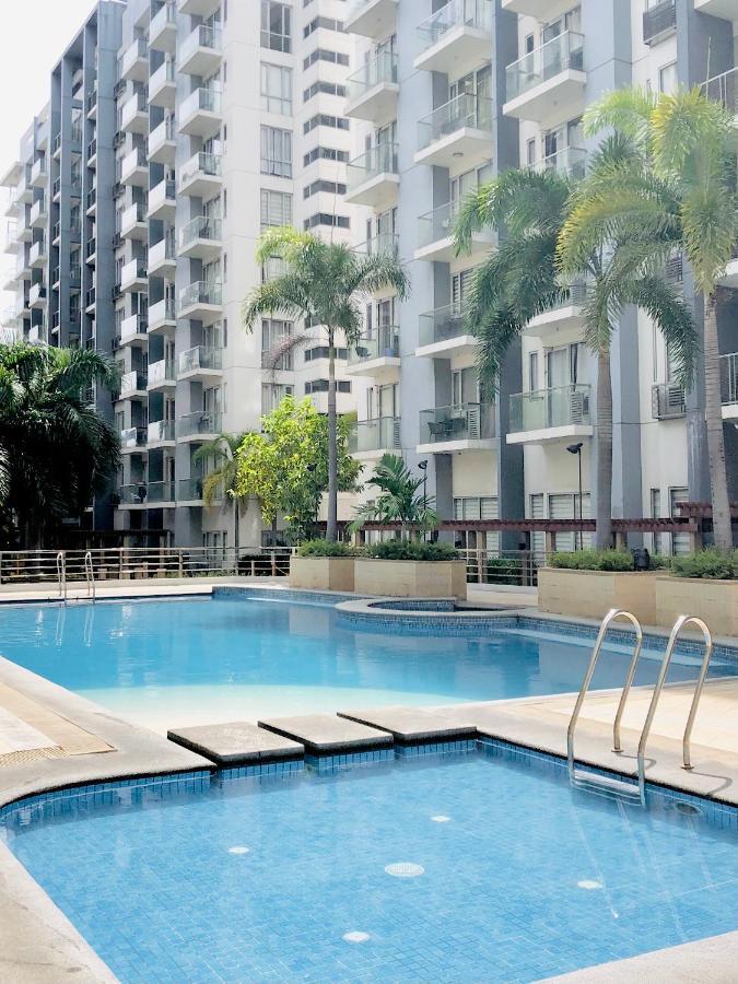 Kiel 5-Star Condo Hotel Across Naia Manila Airport Terminal 3 Pasay Exterior photo